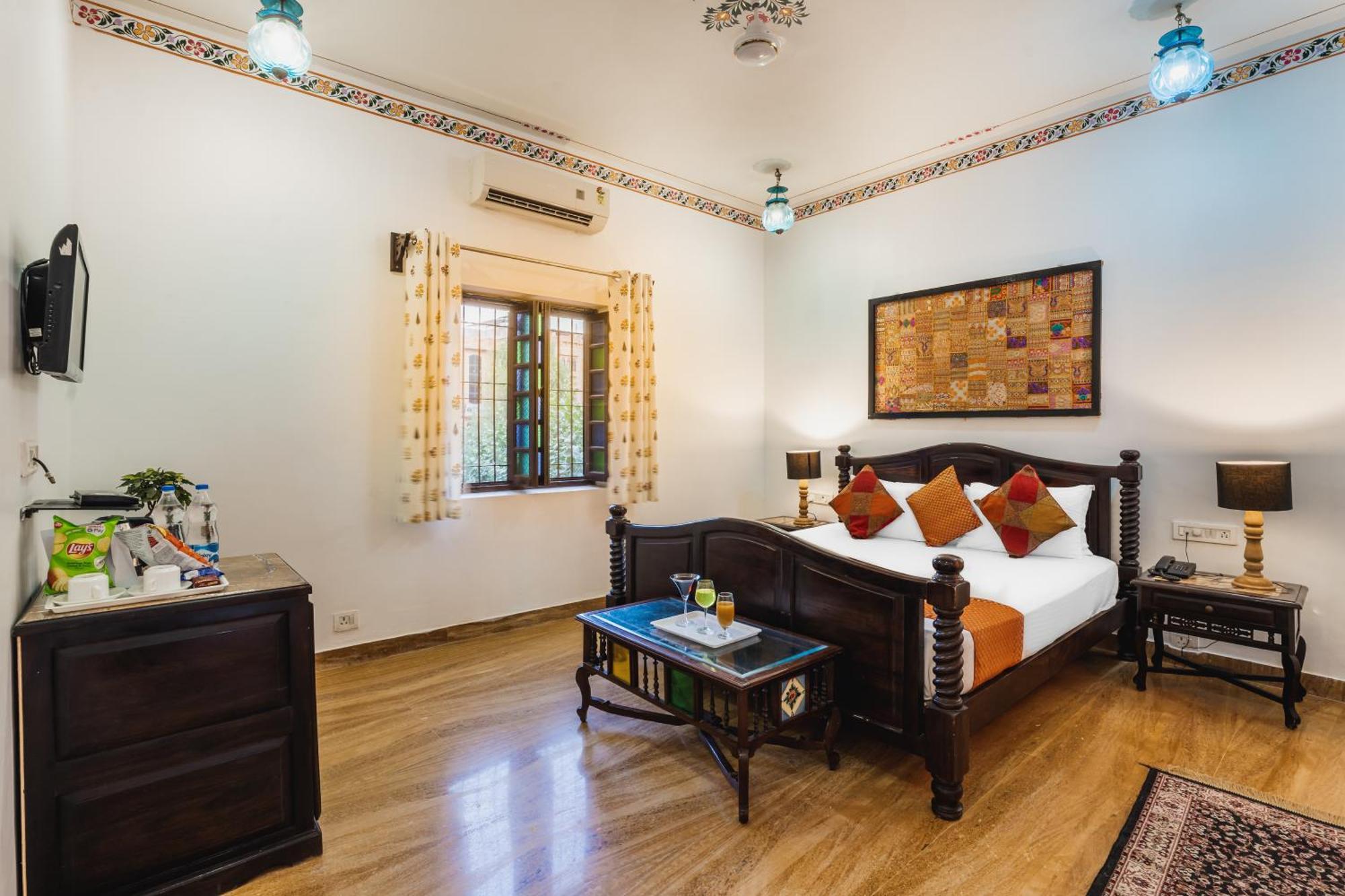 Hotel The Golden House Jaisalmer Bagian luar foto